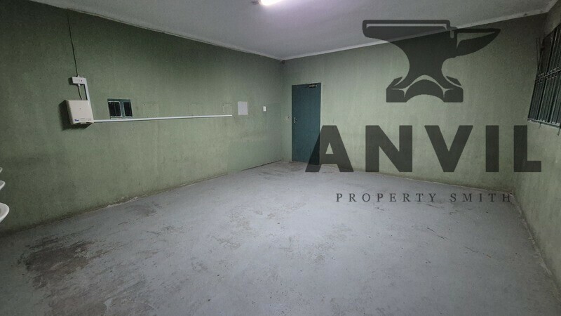 7 Elmfield Place - warehouse portion 1  property image 10 7 Elmfield Place - warehouse portion 1  property image 10