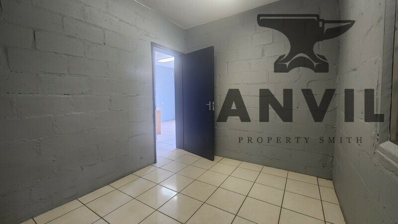 10 Kolgans Str. - 1,950m² Industrial Warehouse property image 12