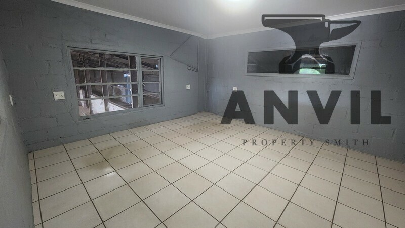 10 Kolgans Str. - 1,950m² Industrial Warehouse property image 15