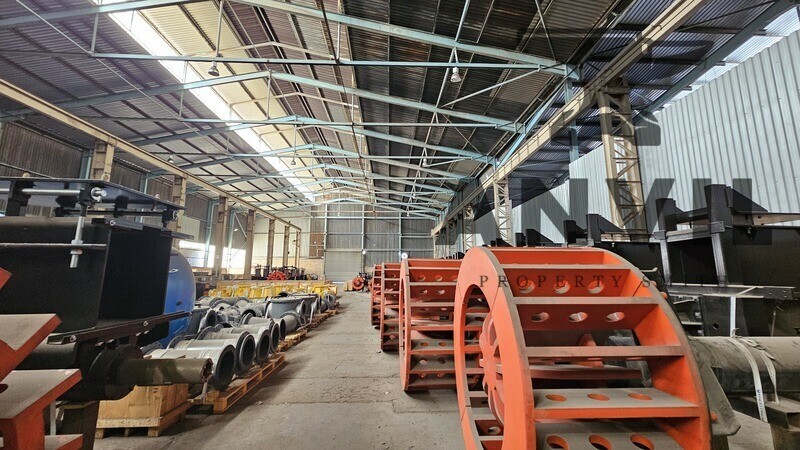 1 Porcelain Road, Olifantsfontein - Crane warehouse  property image 3