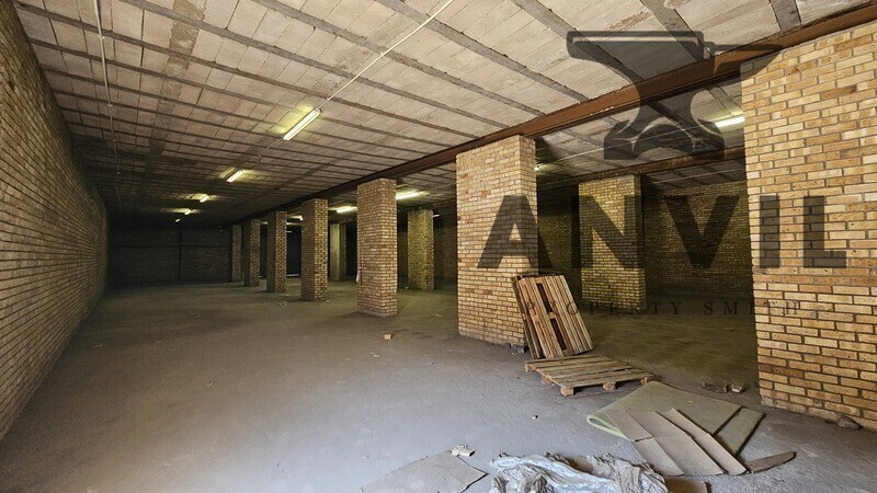 1 Porcelain Road, Olifantsfontein - Low ceiling industrial warehouse property image 3