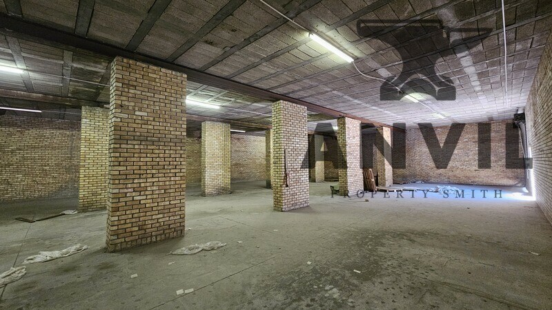 1 Porcelain Road, Olifantsfontein - Low ceiling industrial warehouse property image 5