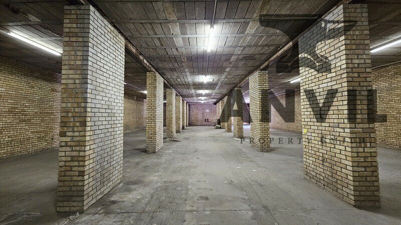 1 Porcelain Road, Olifantsfontein - Low ceiling industrial warehouse property image 7