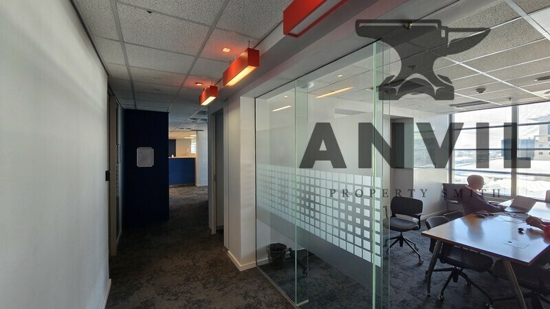 Convention Tower, Corner Heerengracht and Walter Sisulu Aveune - 10th Floor property image 6