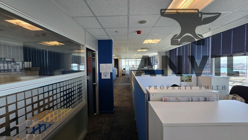 Convention Tower, Corner Heerengracht and Walter Sisulu Aveune - 10th Floor property image 14