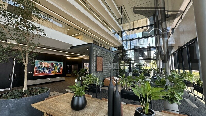 Ground Floor - Premium Office Suite to let in Rosebank