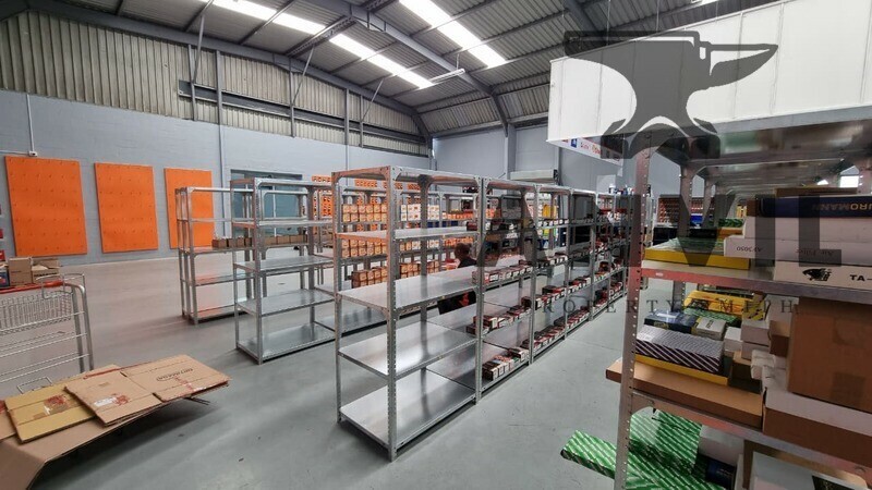 86 Connaught Rd, Parow, Cape Town, 7500, South Africa - Entire Unit  property image 7