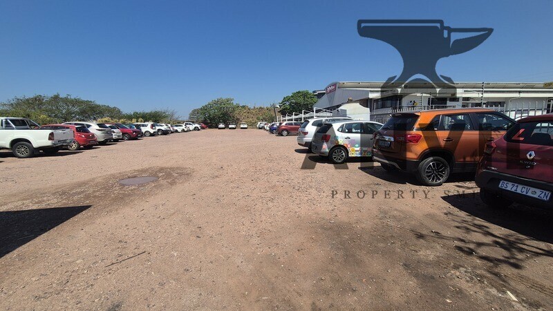 Grid Rock, Hippo Park,12 Kubu Ave - Unit 1 property image 5 Grid Rock, Hippo Park,12 Kubu Ave - Unit 1 property image 5