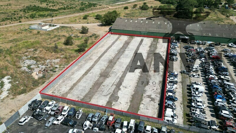 4,000m² Industrial Yard To Let 
