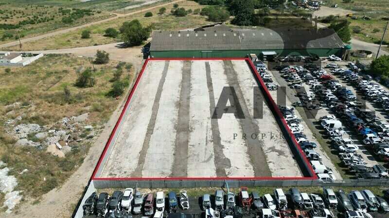 10 Kolgans Str. - 4,000m² Industrial Yard To Let  property image 4