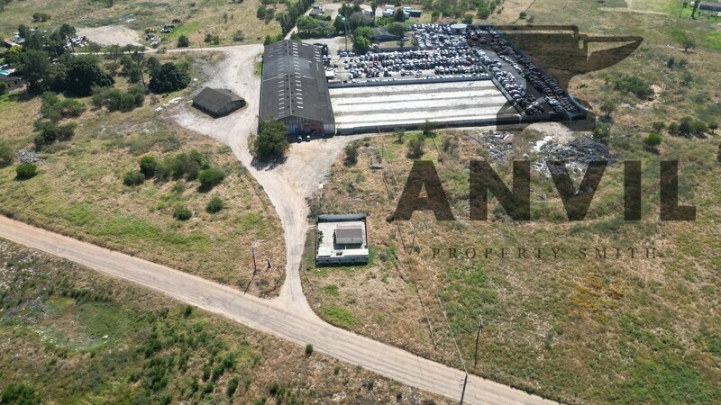 10 Kolgans Str. - 4,000m² Industrial Yard To Let  property image 8