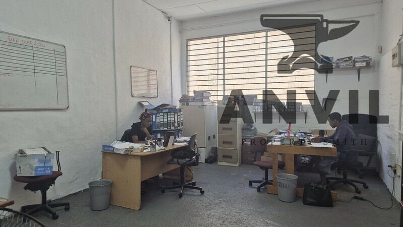 39 Eaton Road - 3 Units (1051m2) property image 12