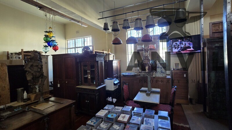 16 Vredehoek Ave - Building property image 2