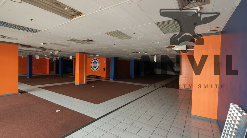 Alvaro Centre - Alvaro Centre 285 property image 9