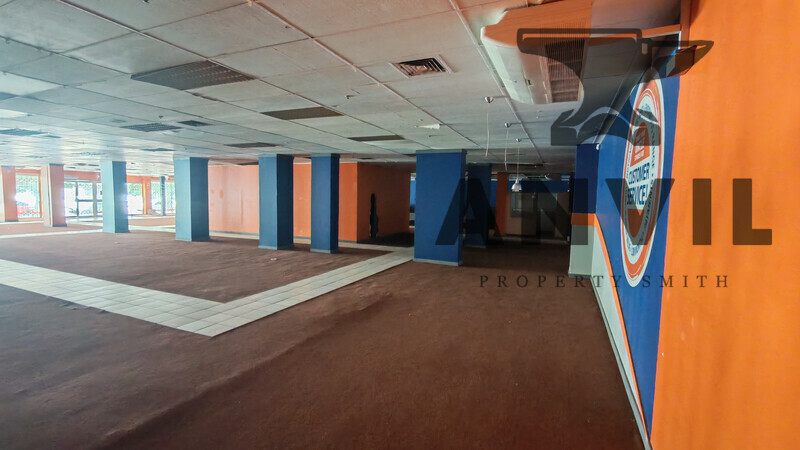 Alvaro Centre - Alvaro Centre 285 property image 14