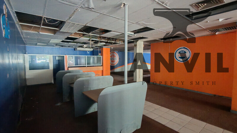 Alvaro Centre - Alvaro Centre 285 property image 15