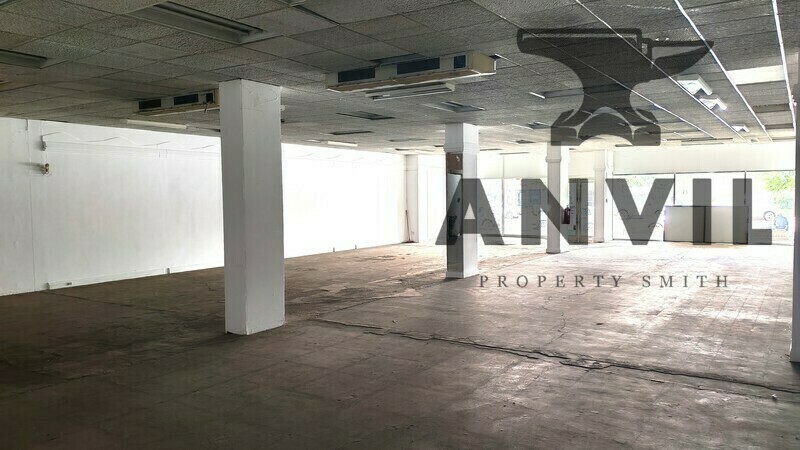 Alvaro Centre - Alvaro Centre 285 property image 7