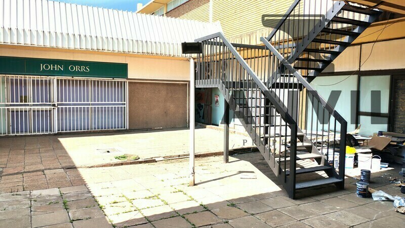 Alvaro Centre - Alvaro Centre 285 property image 14