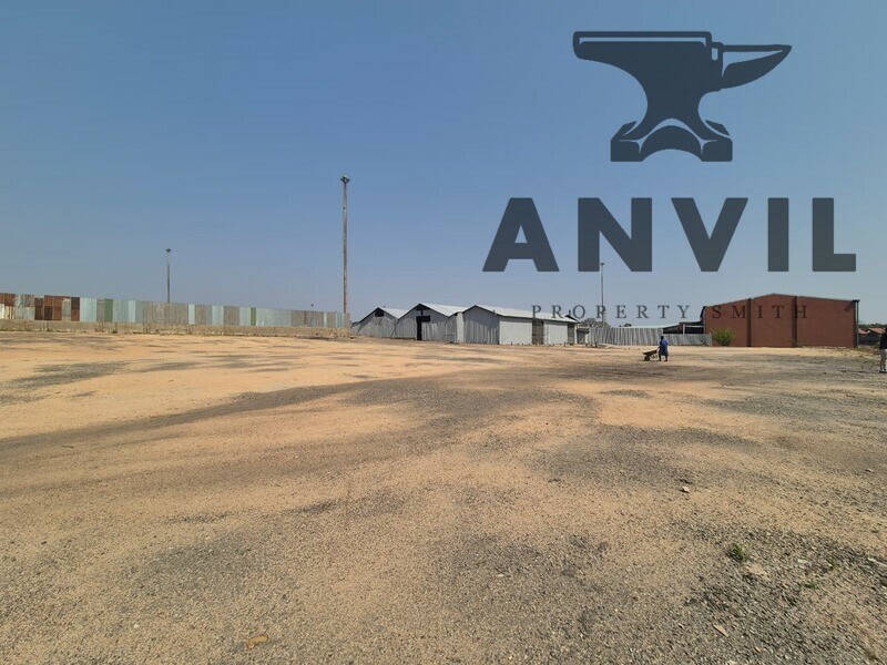 Versatile 1,400m² Warehouse with Massive 40,000m² Yard — Perfect for Logistics and Fleet Operations