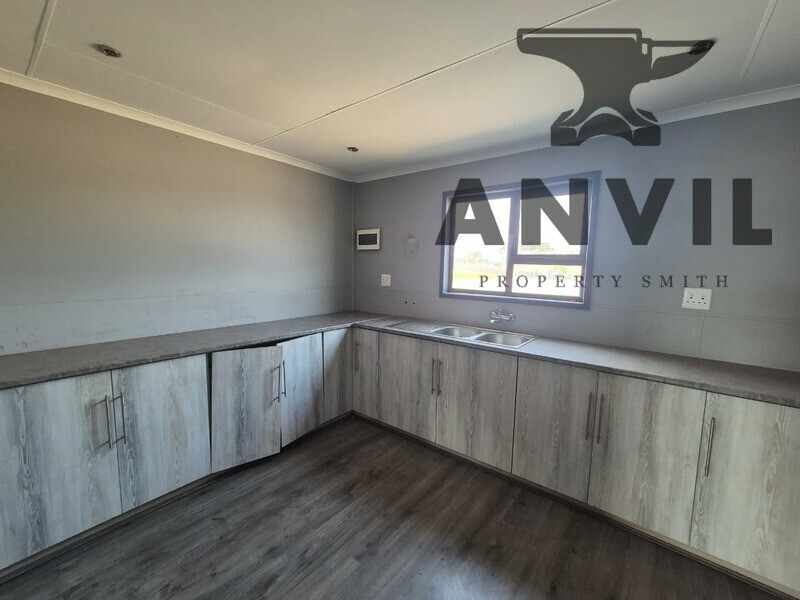 5 Navvi street, Alberton  - 1,400m² Industrial Facility with 4000m² Yard – Ideal for Logistics, Storage & Distribution property image 14 5 Navvi street, Alberton  - 1,400m² Industrial Facility with 4000m² Yard – Ideal for Logistics, Storage & Distribution property image 14