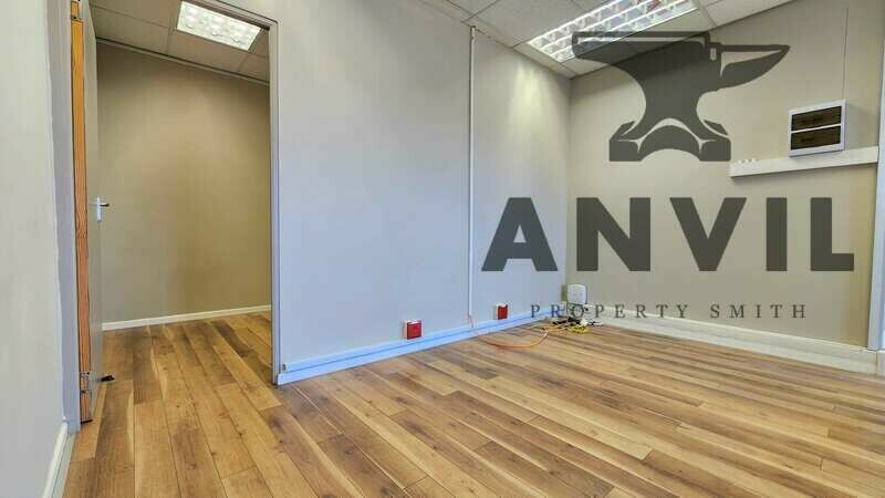 De Ville Centre - Office 302 Third Floor property image 4