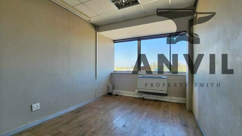 De Ville Centre - Office 302 Third Floor property image 8