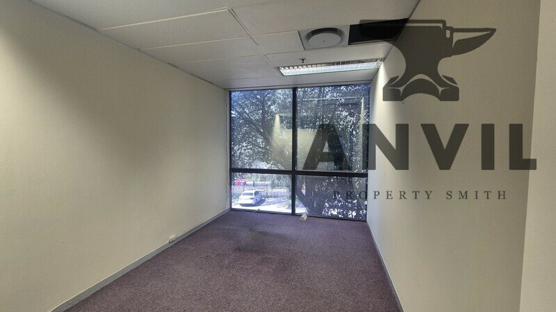 31 Princess of Wales Terrace, Parktown - First floor door 01 property image 6
