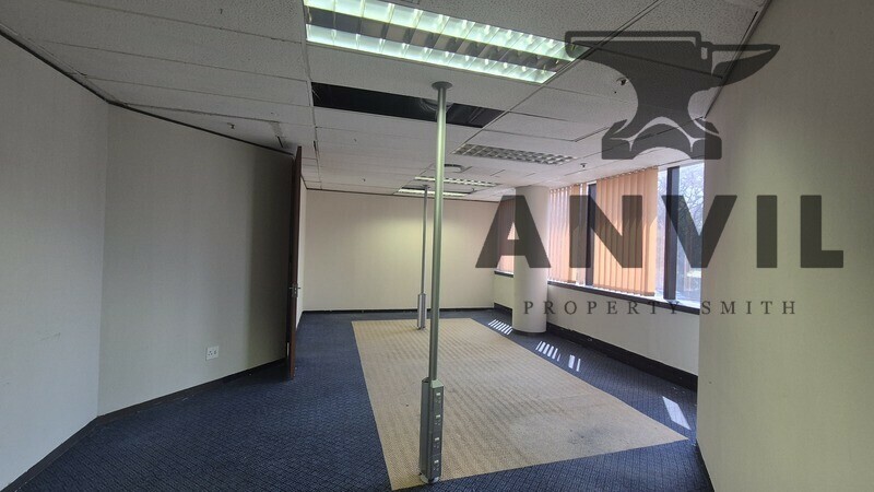 31 Princess of Wales Terrace, Parktown - Floor 01 Unit 02 property image 5