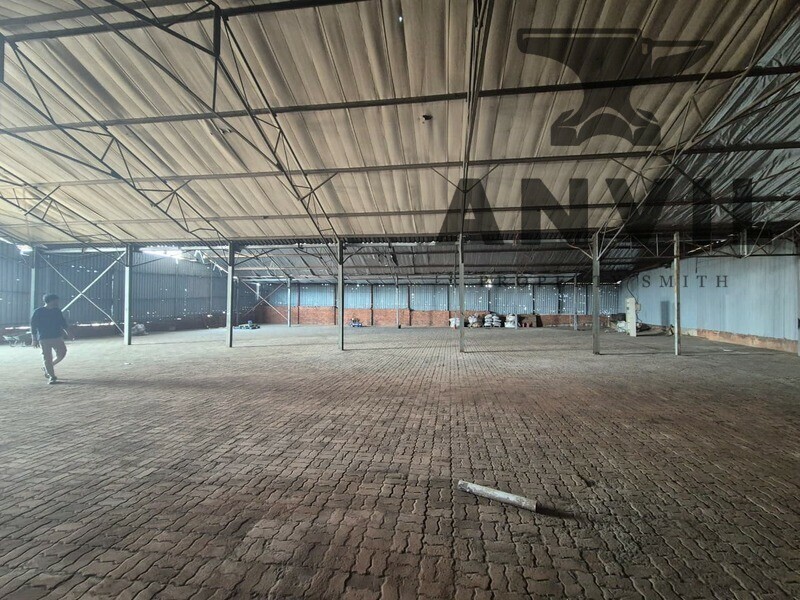 5 Navvi street, Alberton  - Versatile 1,400m² Industrial Facility with Expansive Yard — Ideal for Logistics, Manufacturing & Distribution property image 6