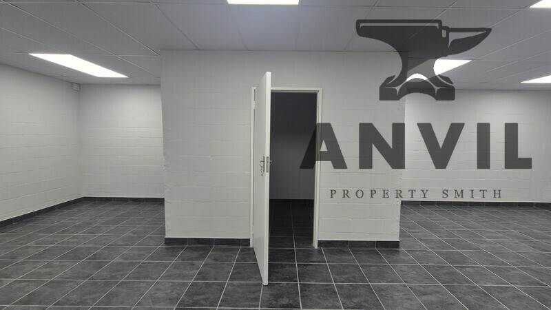 South Palms Industrial Park - Unit A16 + A17 property image 4