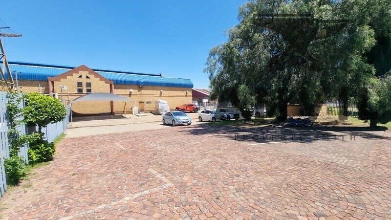 Corner Fleming Road & Koornhof Road, Meadowdale - De Tech property image 6