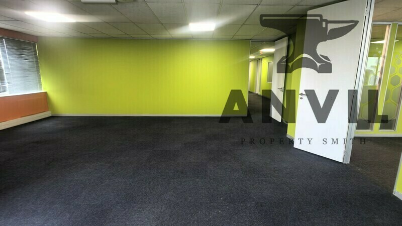 Holiday House, Ferndale, Randburg - First Floor property image 11