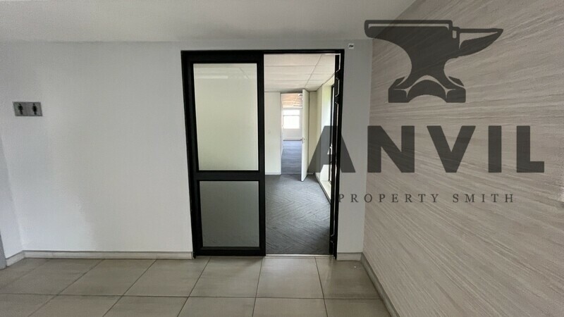 Constantia Ridge - Half Floor property image 2