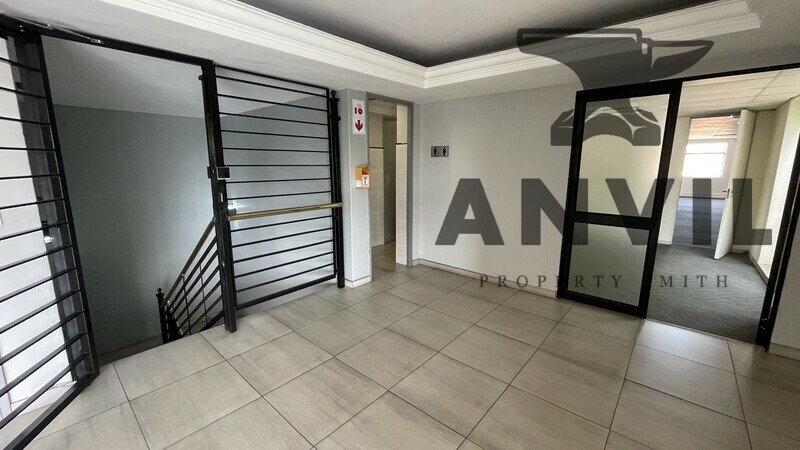 Constantia Ridge - Half Floor property image 18