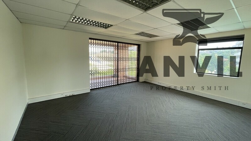 Constantia Ridge - Half Floor property image 14