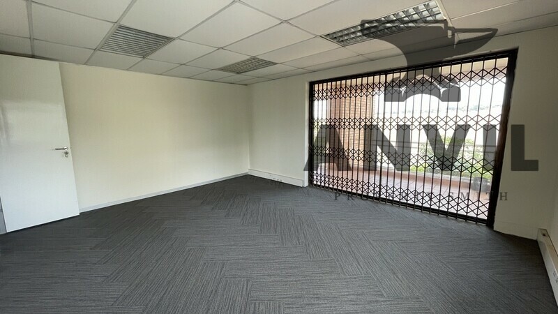 Constantia Ridge - Half Floor property image 15