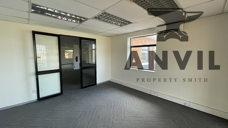 Constantia Ridge - Half Floor property image 16