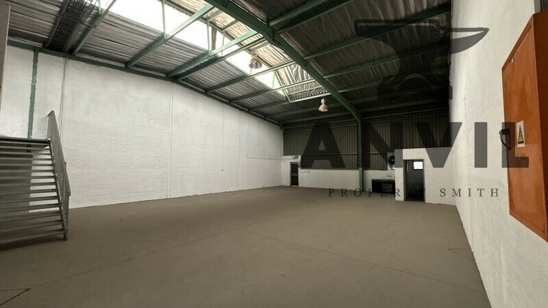 Weststar Park - Unit 3 To Let - Stormill, Weststar Park property image 4 Weststar Park - Unit 3 To Let - Stormill, Weststar Park property image 4