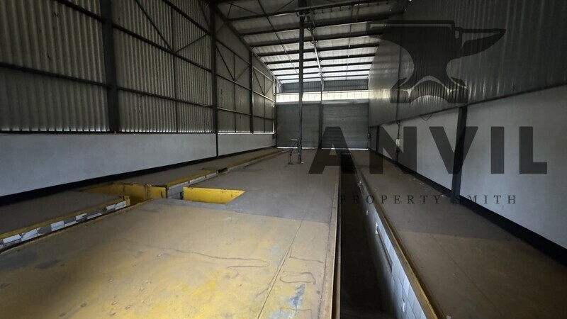 1141 Leader Avenue - Freestanding Industrial Warehouse To let - Leader Avenue, Stormill property image 4