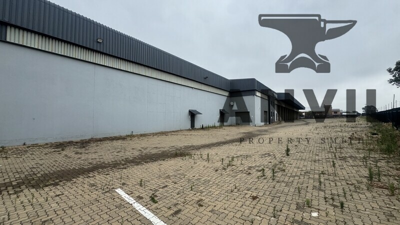 1141 Leader Avenue - Freestanding Industrial Warehouse To let - Leader Avenue, Stormill property image 5