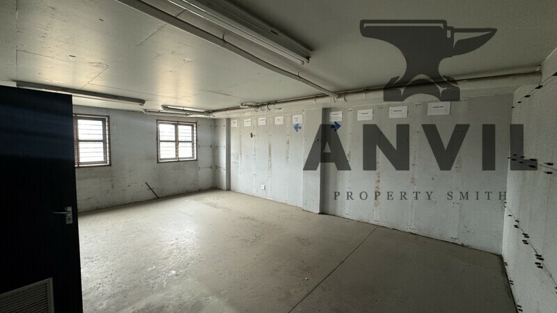 1141 Leader Avenue - Freestanding Industrial Warehouse To let - Leader Avenue, Stormill property image 10