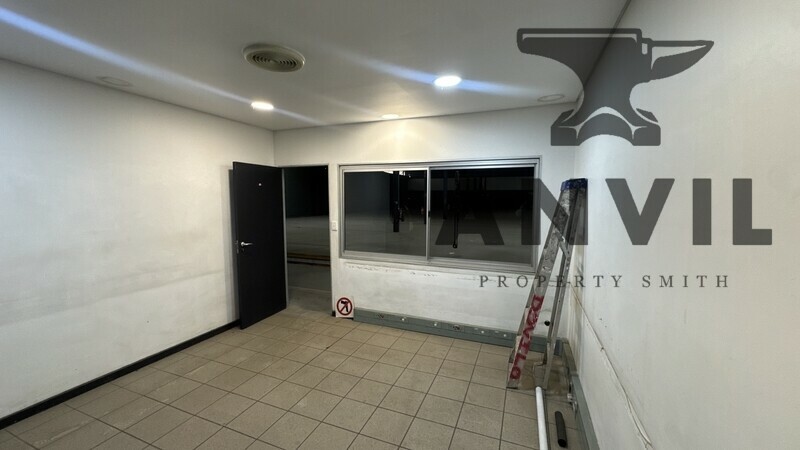 1141 Leader Avenue - Freestanding Industrial Warehouse To let - Leader Avenue, Stormill property image 12