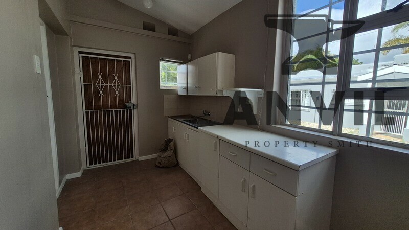 122 Cape Road, Mill Park, Port Elizabeth - Front Unit property image 10