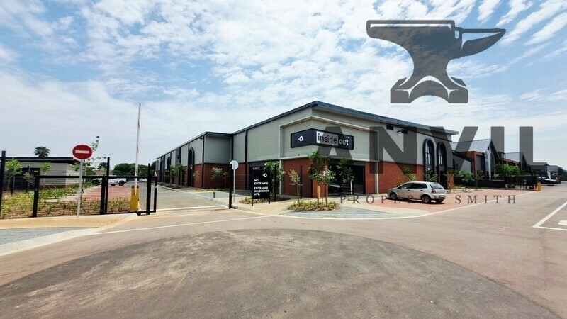 Inside Out Showroom / Warehouse Park - Unit 2 property image 25