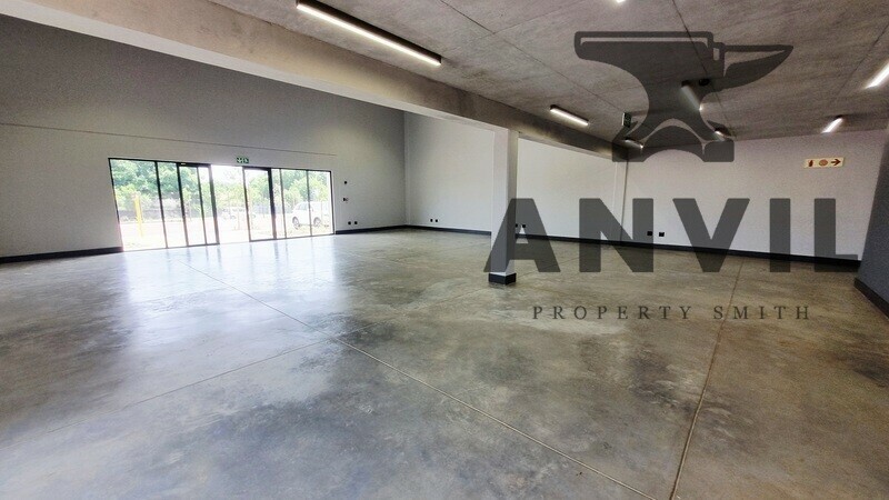 Inside Out Showroom / Warehouse Park - Unit 1 property image 10