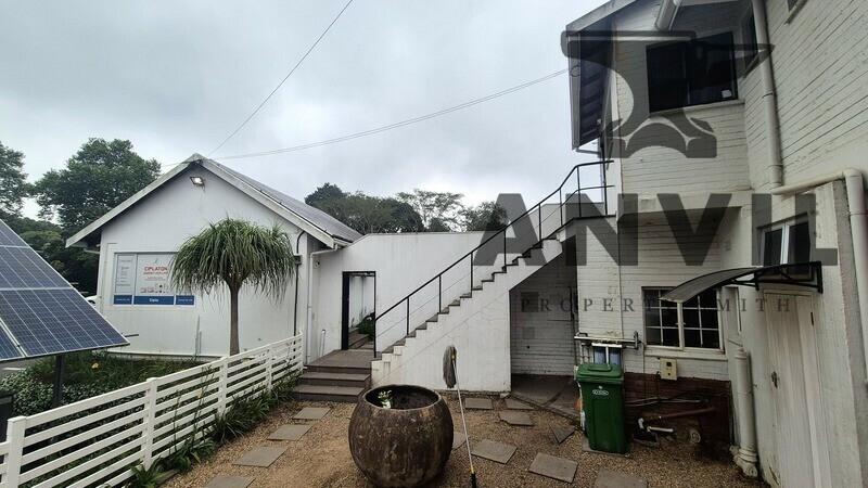 33 Old Main Road - Car Dealership Unit property image 14