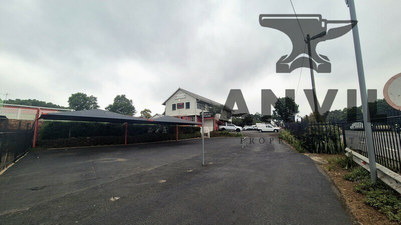 33 Old Main Road - Car Dealership Unit property image 29