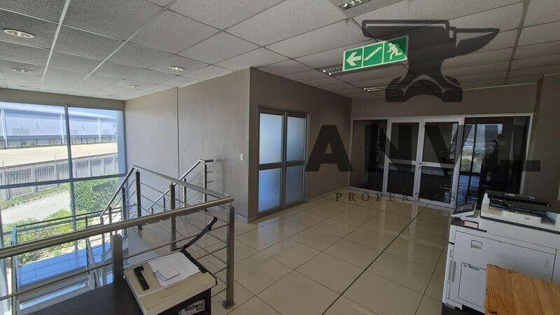 Montague Park  - 2480sqm Warehouse to Let property image 35