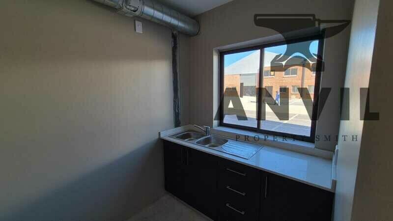 Blaauwberg business park back units - Unit 10, 11,12, 13, 14 property image 3