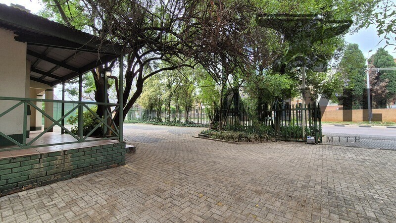 786 Jan Shoba - Freestanding unit  property image 28